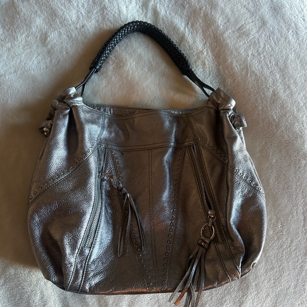 B makowsky Silver Bag